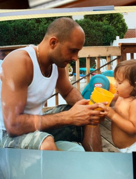   Mickey Carton ha 22 anni nel 2023