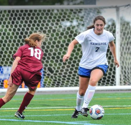Boxford Massachusetts nata Katie Kreider durante il suo calcio universitario