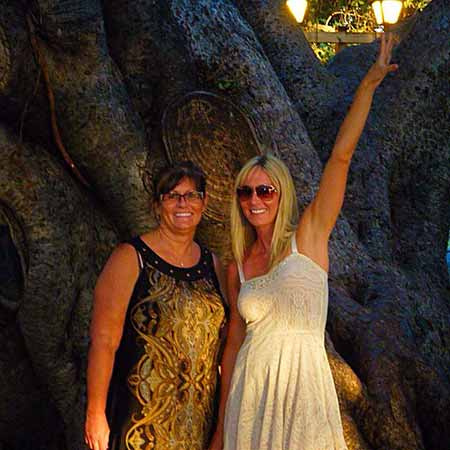   Kelsy Ully y su madre