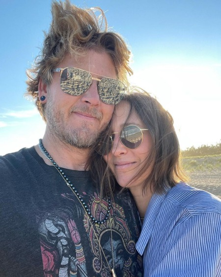 Vera Farmiga agora é uma mulher casada e feliz