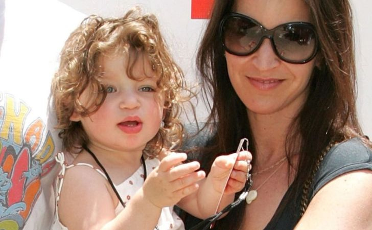 Francesca Nora Bateman, Bio: comparte una buena relación con los padres: detalles
