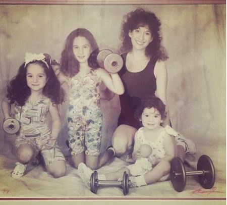 sherri kramer's daughter, Aubrey Saget is a painter. Kramer's other daughter, Lara is also an artist in addition to being a curator, and educator.