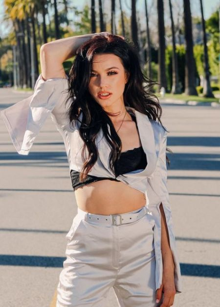   Karen's daughter Natalie Zettel is the infamous Kardashian cousin 