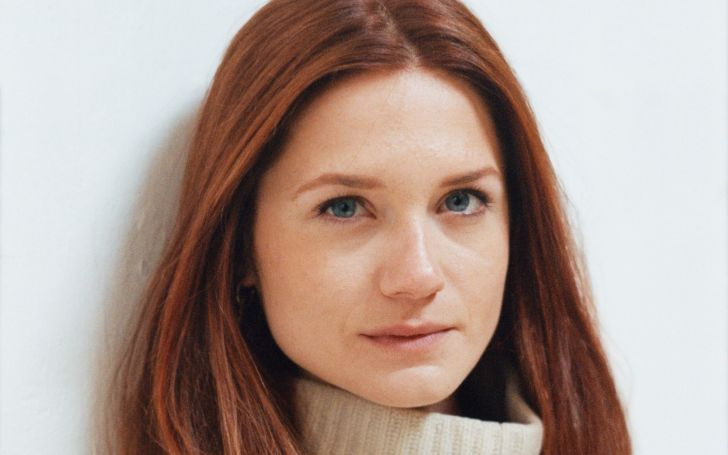 Todo sobre Bonnie Wright: sus padres, patrimonio neto, hermanos, edad, altura