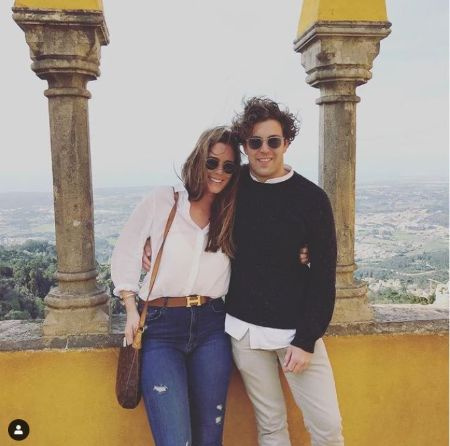 Natalie apresentou publicamente seu namorado Bobby em abril de 2017