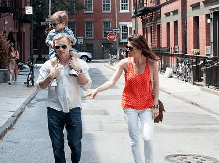 Florinka Pesenti y Dan Abrams con su hijo.