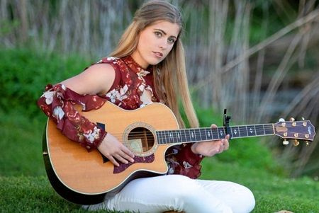 Danilee Kelly Norris está solteira agora.