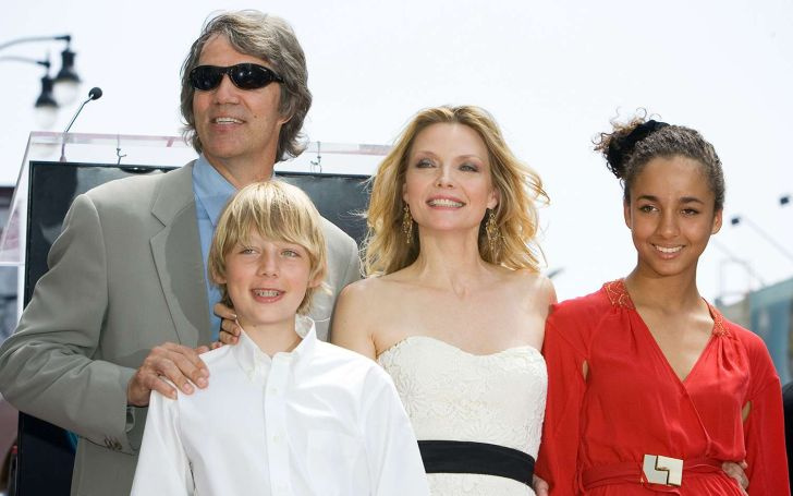   ¿Quién es John Henry Kelley? Todo sobre el hijo biológico de Michelle Pfeiffer