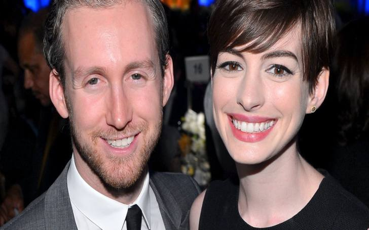 O marido de Anne Hathaway, Adam Shulman: verdade sobre sua vida pessoal e profissional