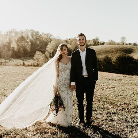   Chelsea Goff's brother Josiah and his wife. 