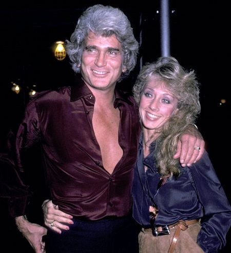 Michael se casou com Cindy pela terceira vez.