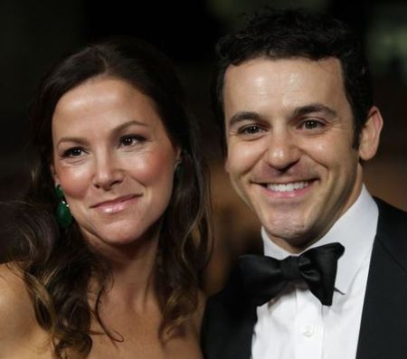 Aunque Jennifer y Fred crecieron juntos, se separarían una vez que Fred's journey as a child star began.