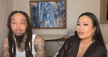   L'ex star della realtà, Lovely Mimi e il suo attuale fidanzato Mr. Stretch durante uno dei video di q e a nel marzo 2022.