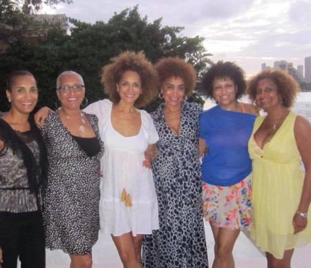 Marita Stavrou frères et sœurs parents