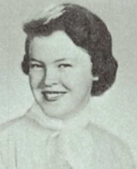 Candy Stevens es la ex esposa del notorio criminal Charles Stevens. Stevens se casó con Manson a finales'50s but separated from him in the early '60s. Together, they had one child.