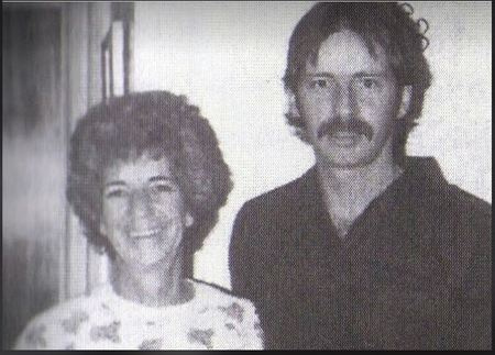 En 1993, Charles Luther Manson's half-brother, Jay White ended his life shooting himself in the head in Burlington, Colorado.