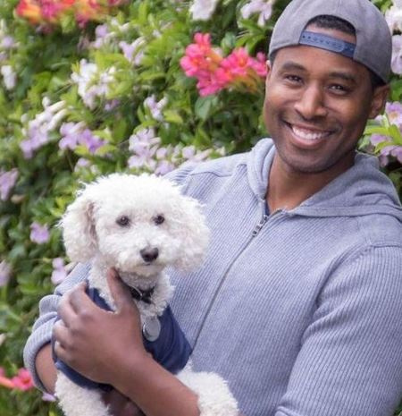   L'attore Haves and Haves Not hasn't revealed anything about who his girlfriend is or if he has any. 