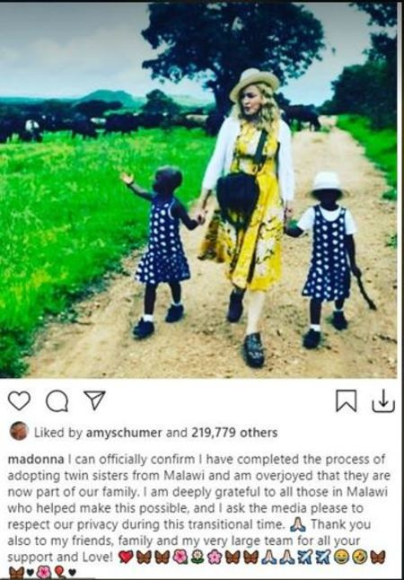 En febrero de 2017, el Tribunal Superior de Malawi otorgó la tutela de Estere y su hermana a Madonna.