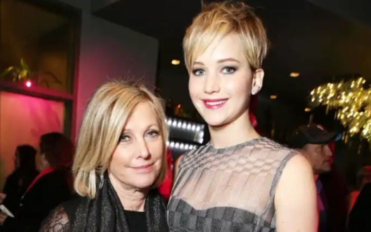 ¿Quién es la madre de Jennifer Lawrence, Karen Lawrence? Su esposo y bio