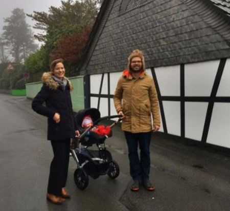 John Ritter's daughter, Carly Ritter married Tim Rappold from Germany with whom she has a daughter