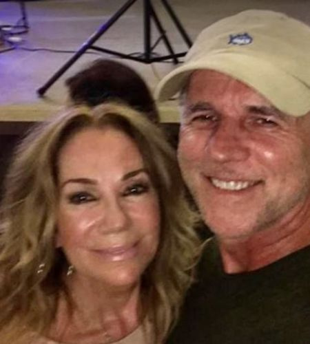   Randy Cronk condivide una sua foto scattata con la conduttrice della NBC, Kathie Lee Gifford.