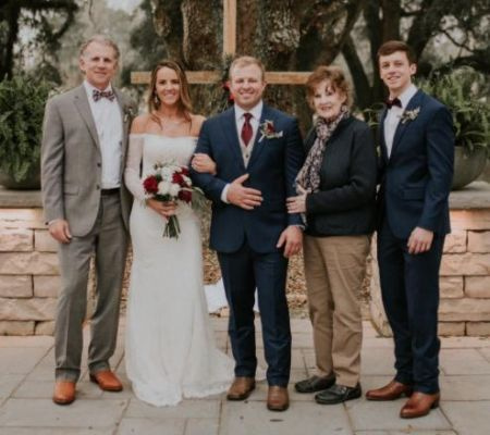   Randy Cronk era stato precedentemente sposato con Lisa Ann Rippy dalla quale ha avuto due figli.