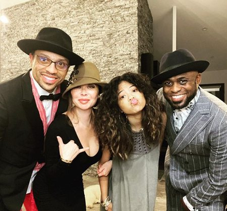 Wayne Brady avec son ex-femme et son petit ami, Jason.