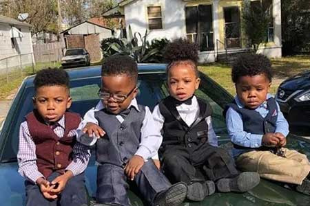Kayden Gaulden com seus irmãos