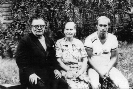 Albert Putin's Parents were World War II survivor