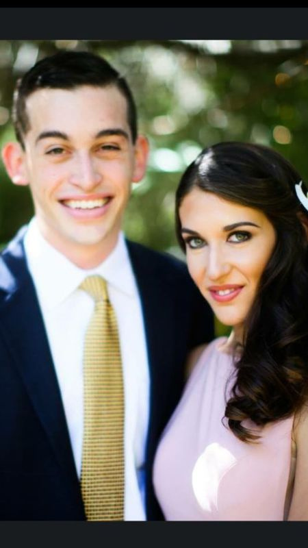 Ashley avec son petit ami présumé