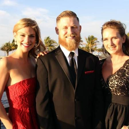   Winkler ha due fratelli, un fratello e una sorella