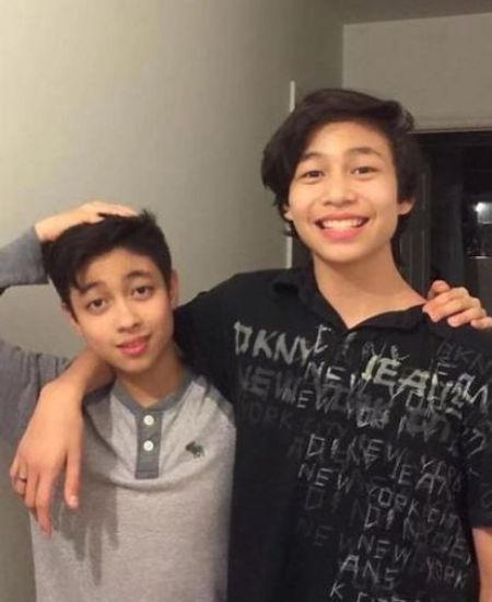   I membri del gruppo di influencer asiatici americani North Star Boys Oliver Moy, a destra, e suo fratello, Sebastian Moy.