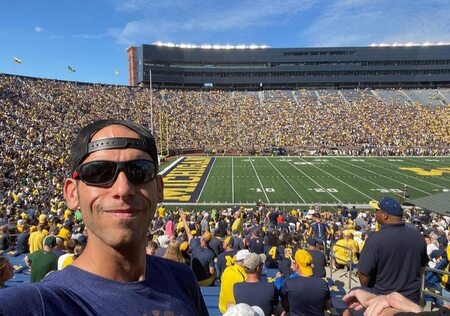   Seth Gold beim Michigan-Footballspiel