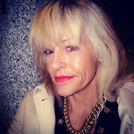  Melanie Wright é uma artista