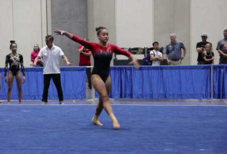   Sophia Pujols è una ginnasta