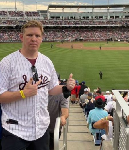   Inizialmente, Brandon copriva gli sport delle scuole superiori, il softball delle scuole medie e la piccola lega per una tiratura di 2.000 giornali.