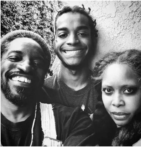 Erykah Badu y su ex pareja Andre 3000 aparentemente fueron padres muy atentos con su hijo, Seven Sirius Benjamin.