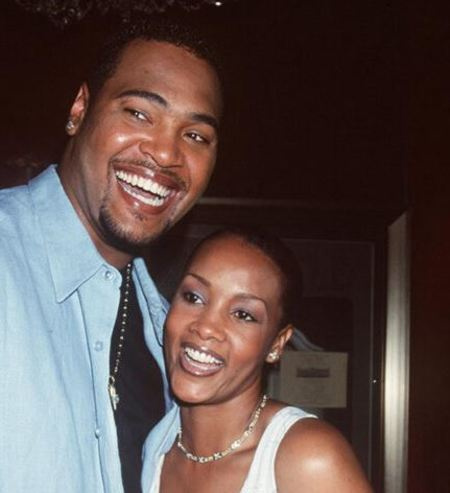 Vivia A Fox y Christopher Harvest se casaron en 1998 y se divorciaron en 2002