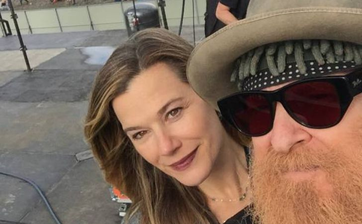 ¿Quién es Gilligan Stillwater? Matrimonio, carrera y esposo Billy Gibbons