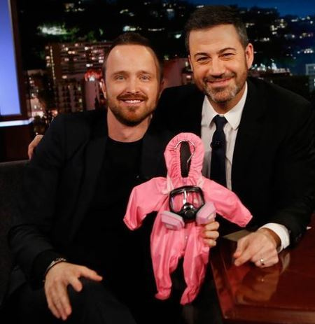   Aaron Paul ha rivelato per la prima volta sua moglie's pregnancy with their daughter Story in September 2019.