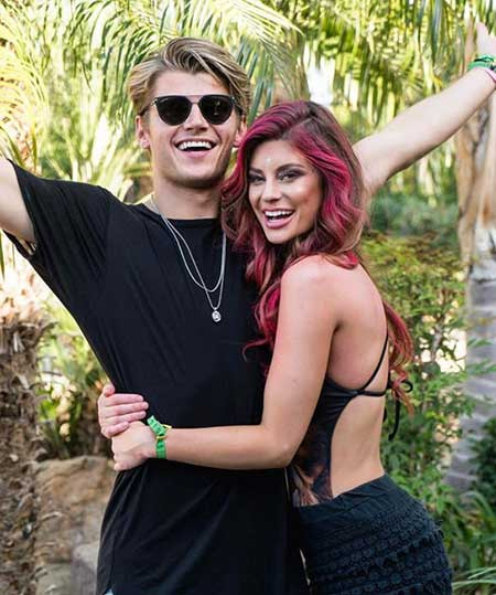   Twan Kuyper e la sua ragazza Hannah Scotting