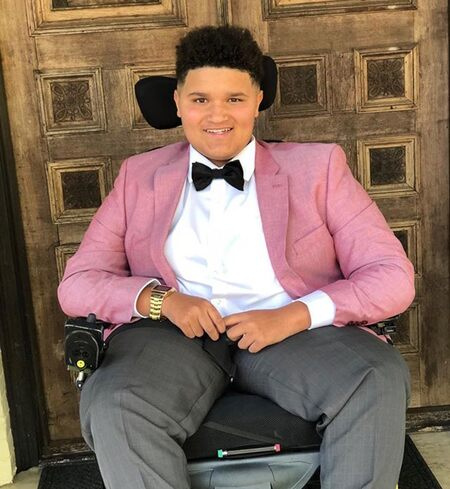   Il figlio adottivo di TobyMac, Moses McKeehan