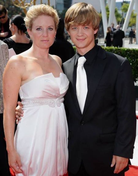   Jennifer Earles estuvo casada con su exmarido Jason Earles durante más de 10 años