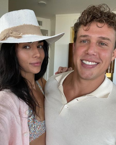 Sean Matthew Landon está en una relación