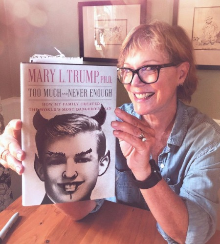   Kathryn Holcomb ist jetzt in ihren 70ern