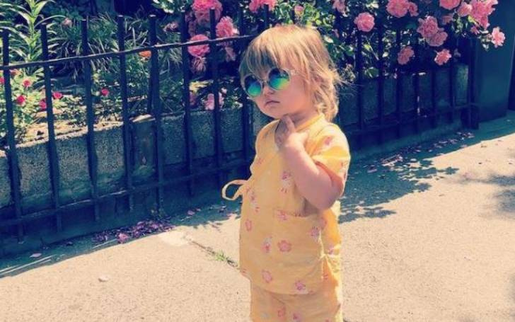 Conheça Caroline Estabrook, filha de Megan Boone com o namorado Dan Estabrook
