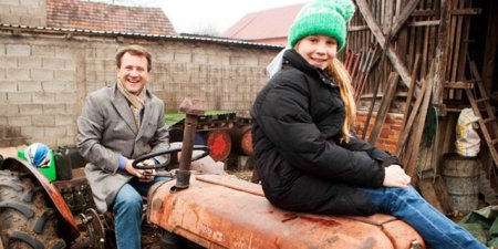   Skye Herjavec sorella Caprice (1)