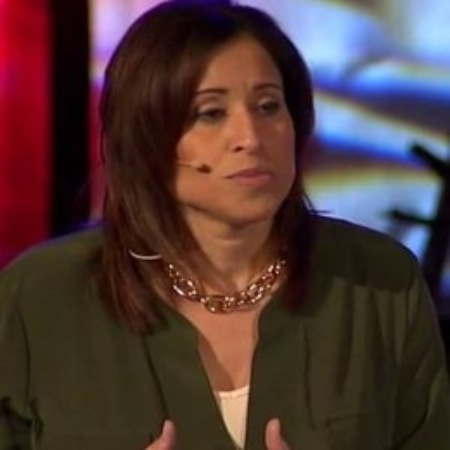   Jennifer Kitna ha attualmente circa 50 anni