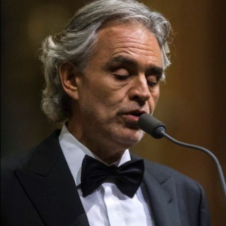   Andrea Bocelli en el teatro de ópera