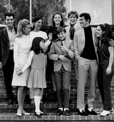 Comédien, Martin est père de 8 enfants